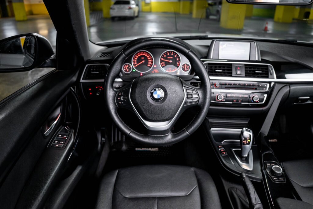 BMW 318i 1.5 2016