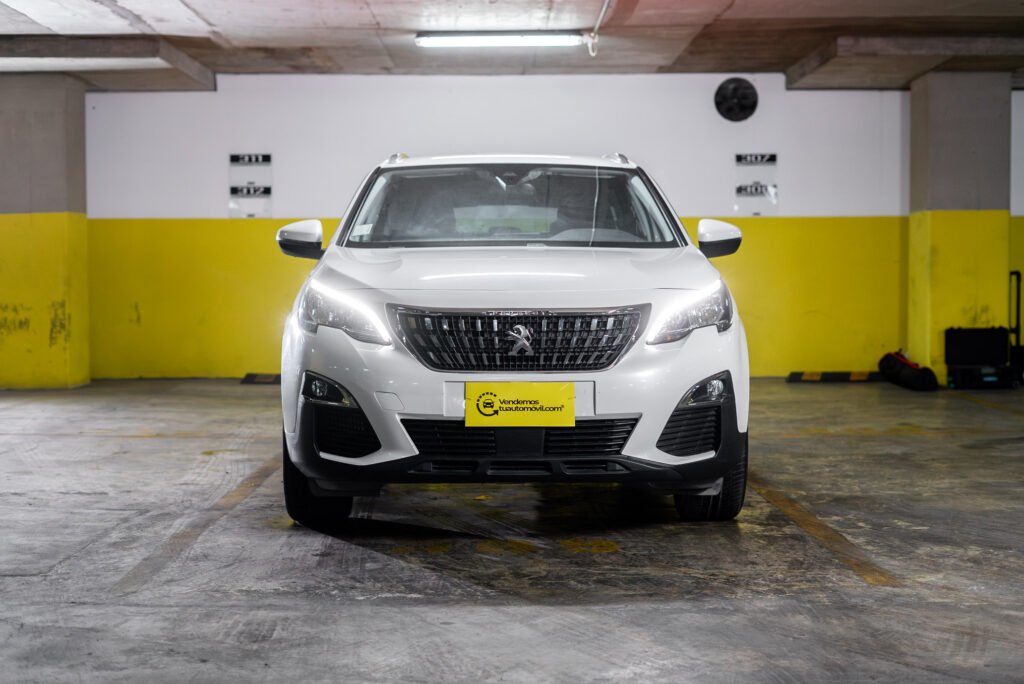 Peugeot 3008 1.2 2021