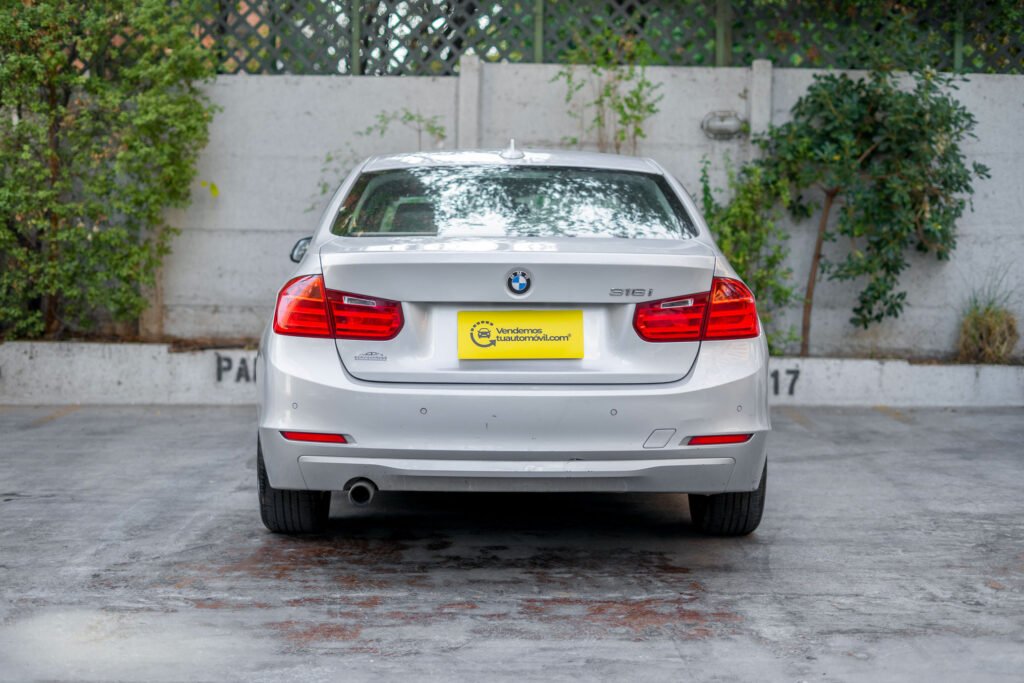 BMW 316i 1.6 2015