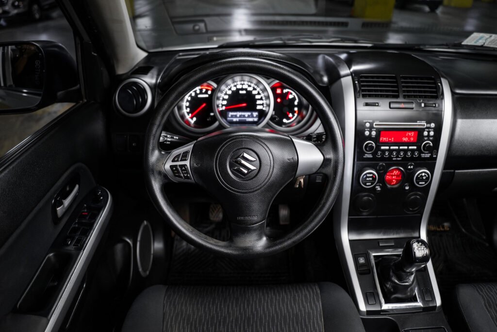 Suzuki Grand Nomade 2.4 2014