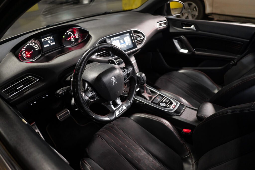Peugeot 308 GT 2.0 2016