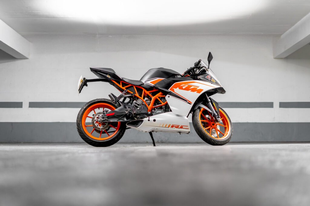 KTM RC200 2017