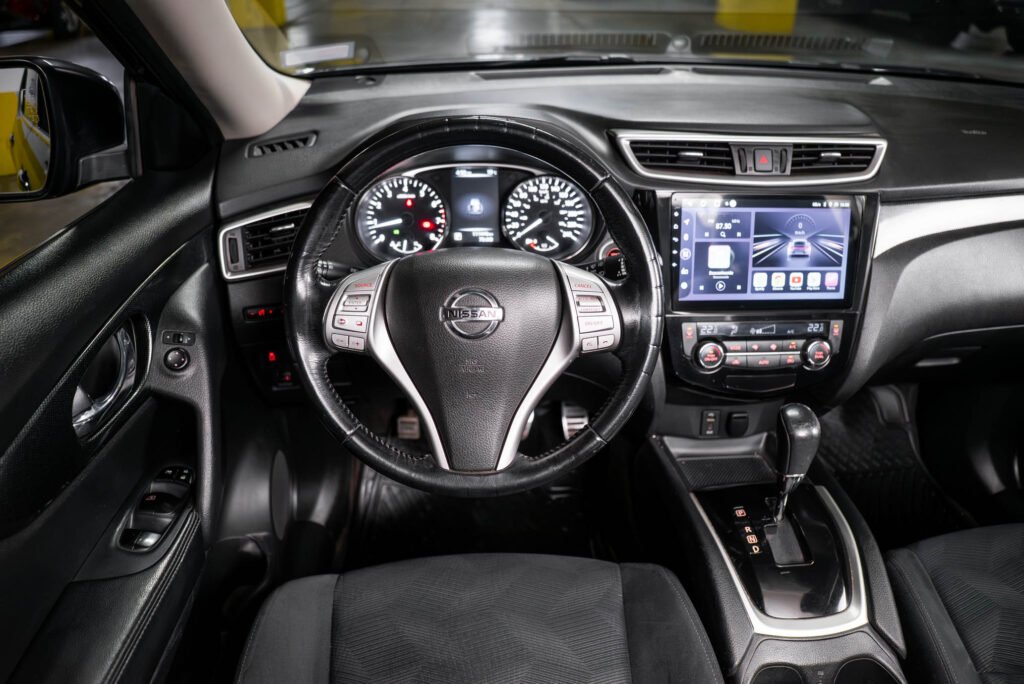 Nissan X-trail 2.5 2015