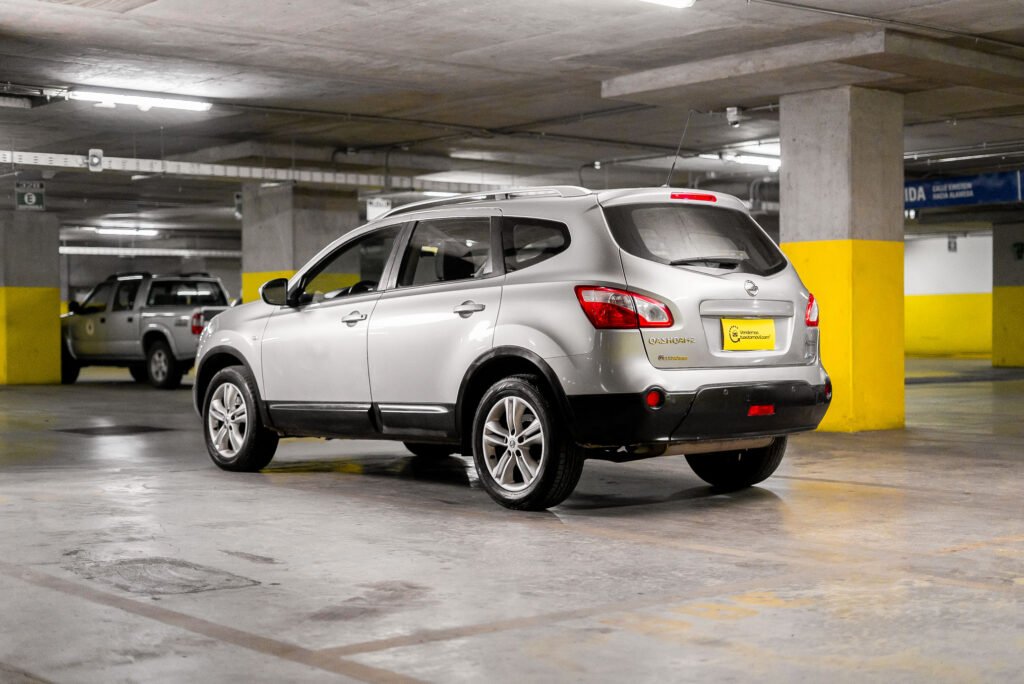 Nissan Qashqai+2 2.0 2014