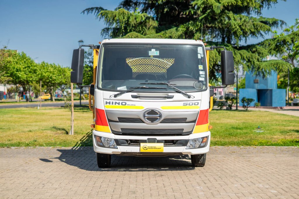 HINO FC 1118 2025