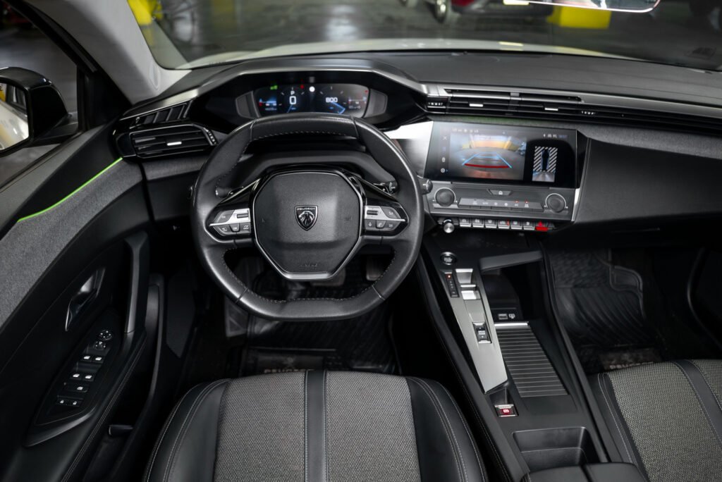 Peugeot 308 1.5 2023