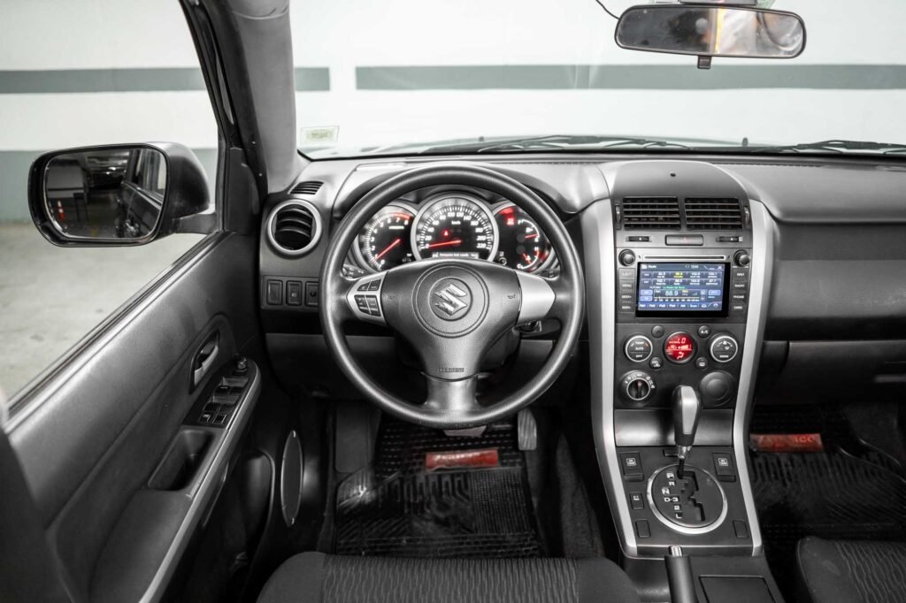 Suzuki Grand Nomade 2.4 2015