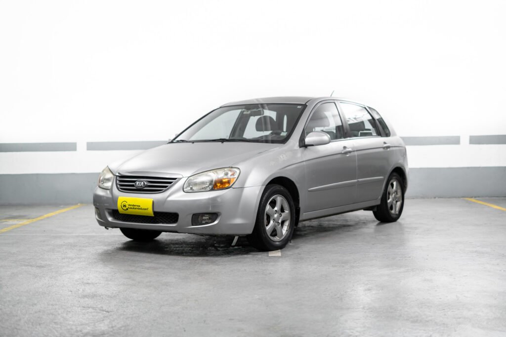 Kia Cerato5 1.6 2010