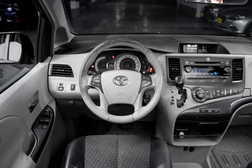 Toyota Sienna 3.5 2011