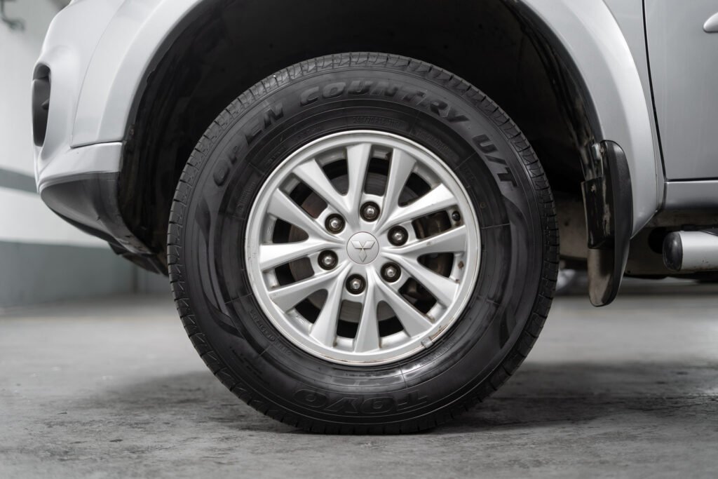 Mitsubishi Montero Sport 2.5 2016