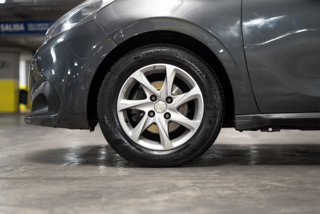 Peugeot 208 1.6 2017