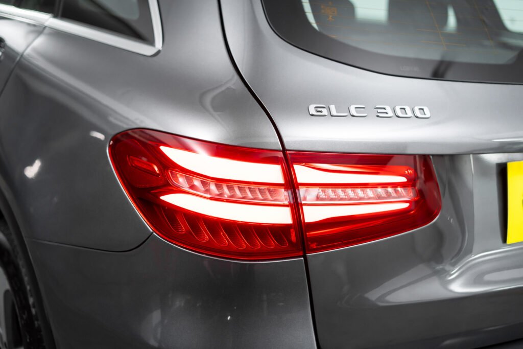Mercedes Benz GLC 300 2.0 2019