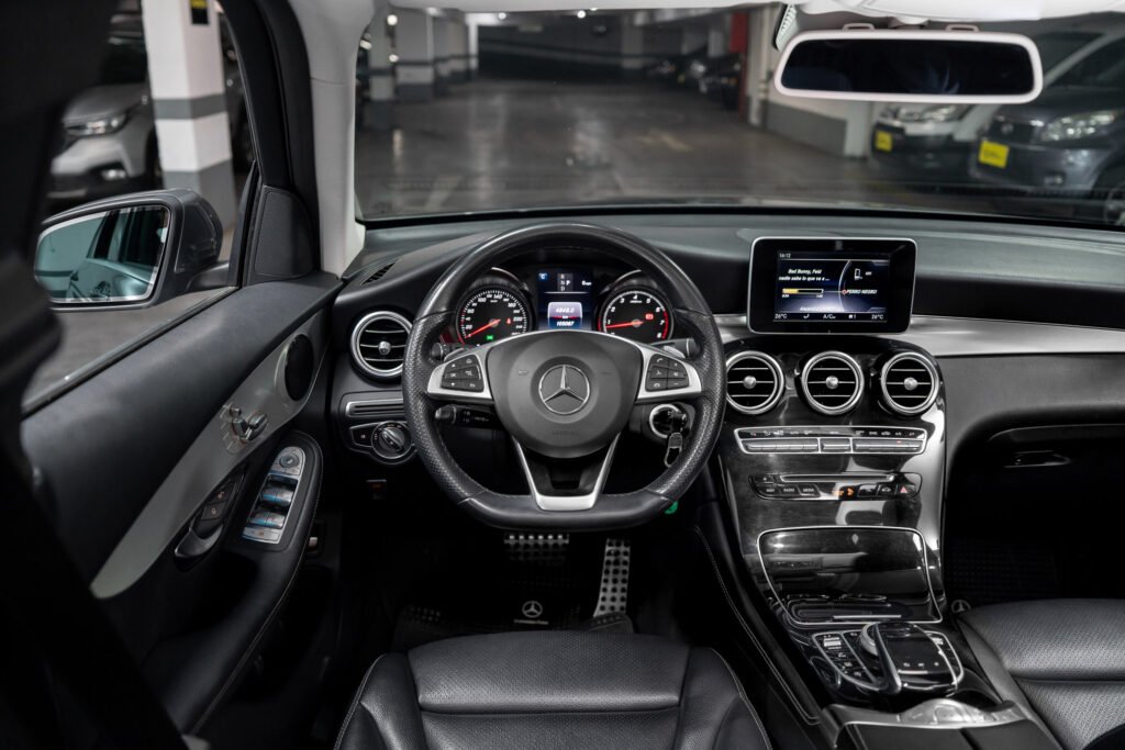 Mercedes Benz GLC 300 2.0 2019