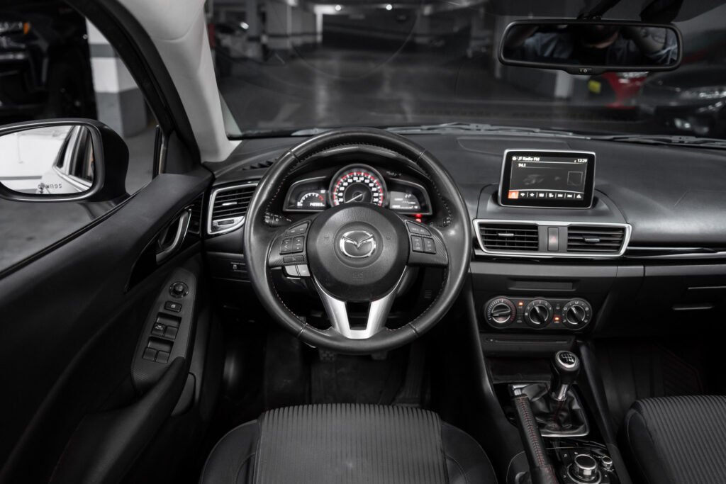 Mazda 3 2.0 2015