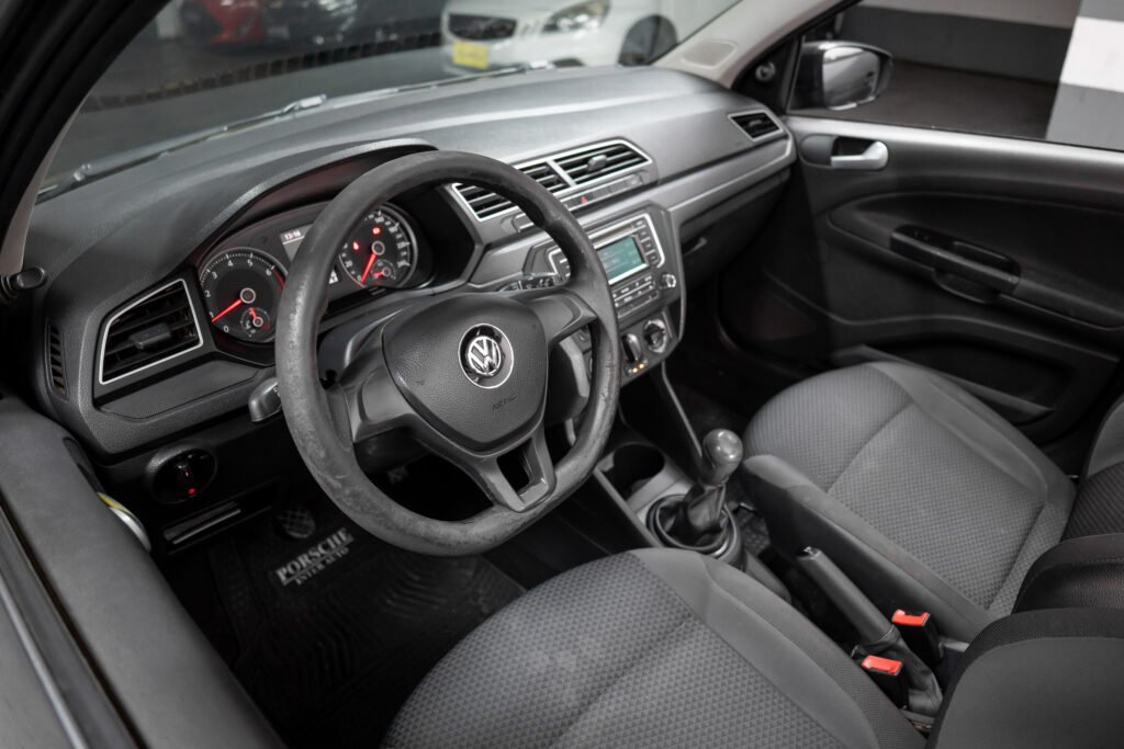 Volkswagen Voyage 1.6 2017